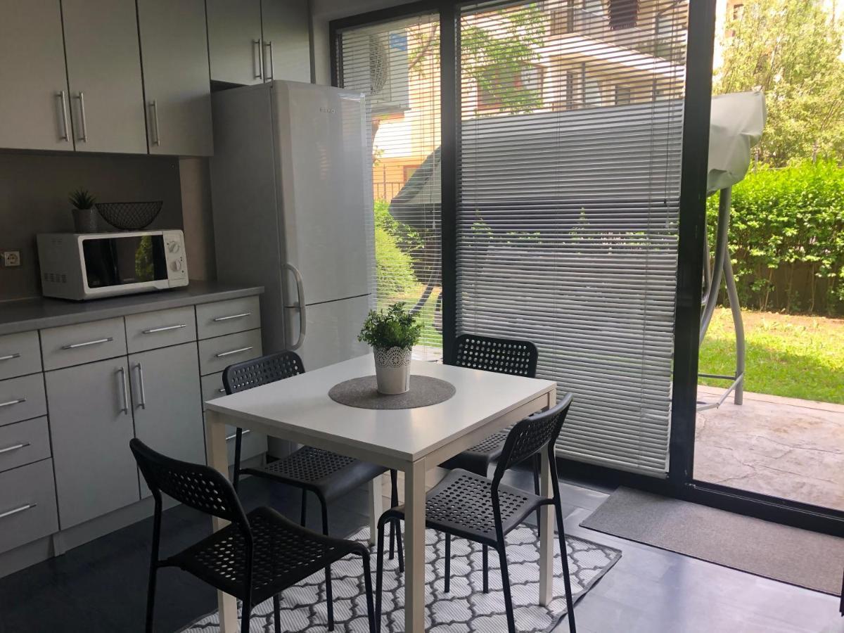 Sarafovo Beach Apartment Mit Terrasse Burgas ภายนอก รูปภาพ