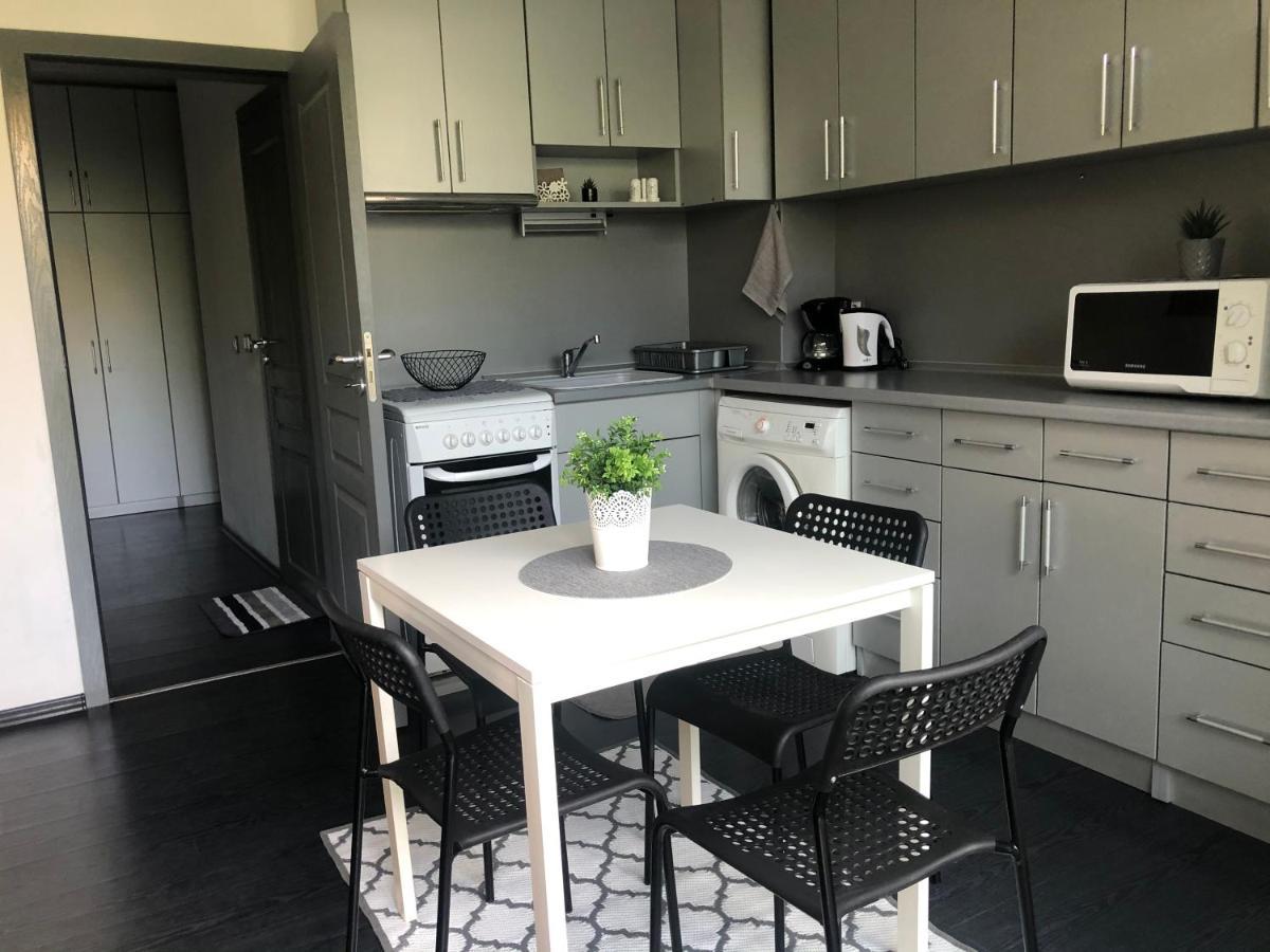 Sarafovo Beach Apartment Mit Terrasse Burgas ภายนอก รูปภาพ