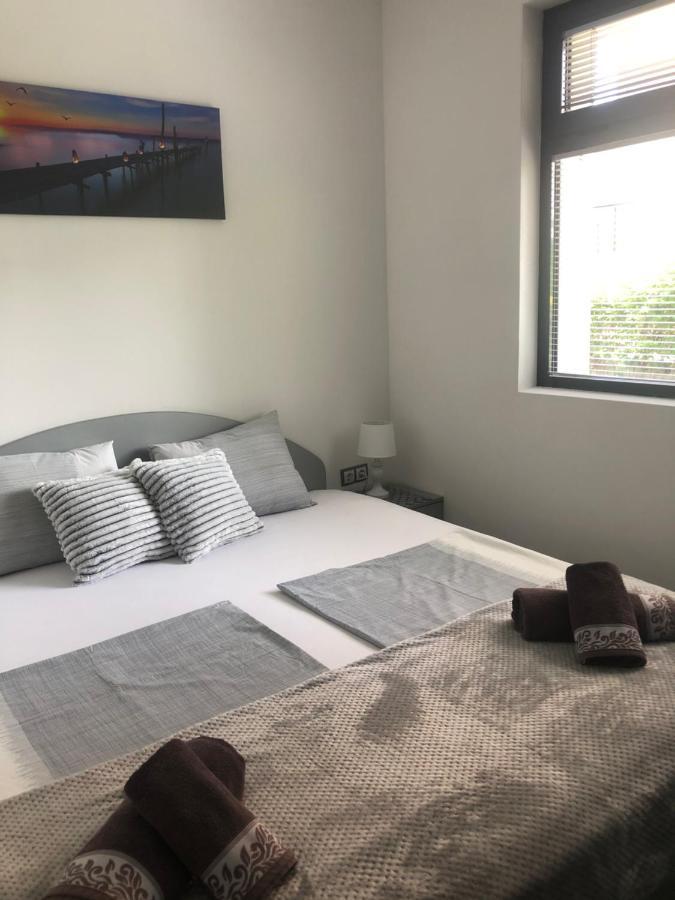 Sarafovo Beach Apartment Mit Terrasse Burgas ภายนอก รูปภาพ
