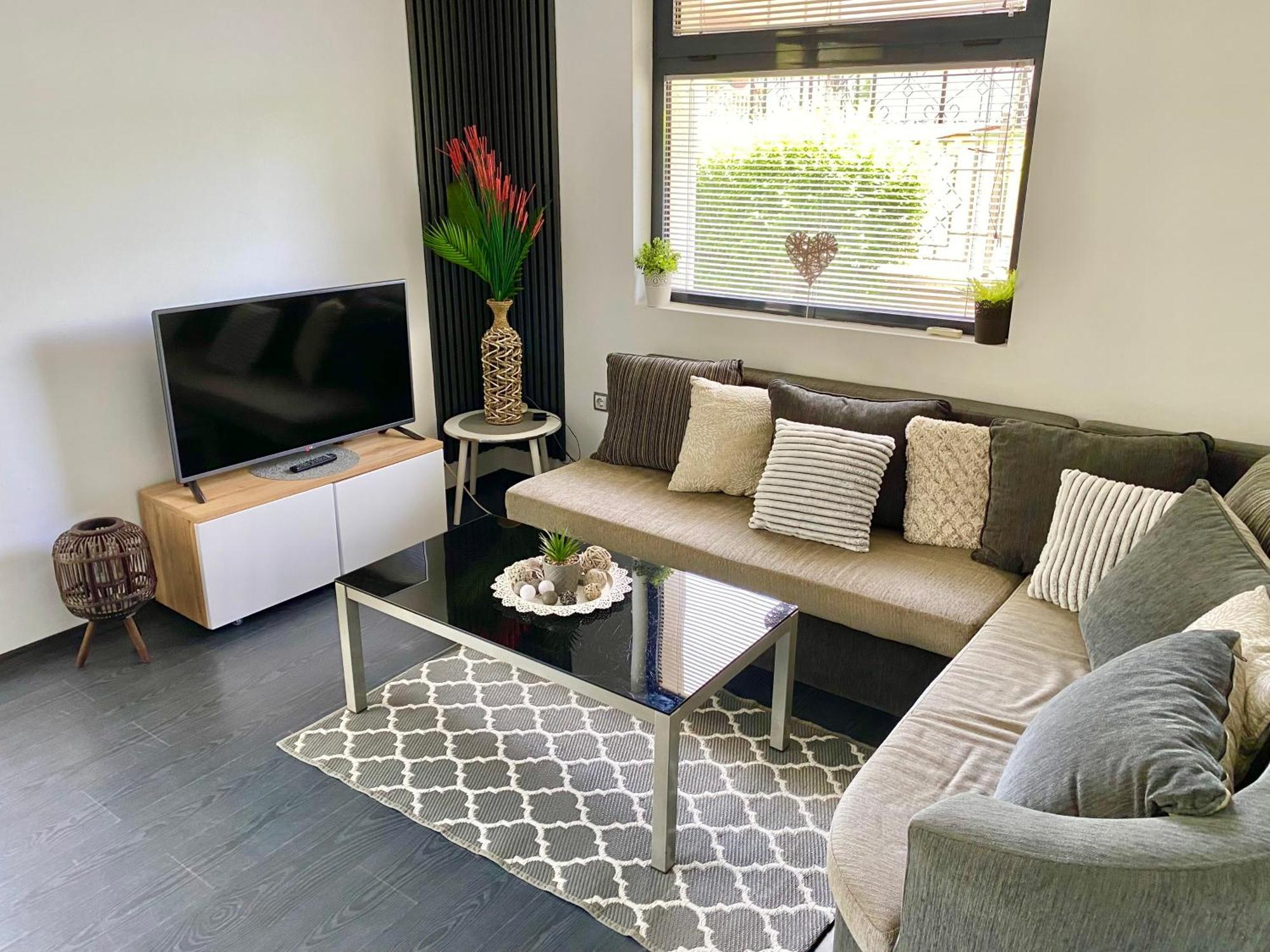 Sarafovo Beach Apartment Mit Terrasse Burgas ภายนอก รูปภาพ